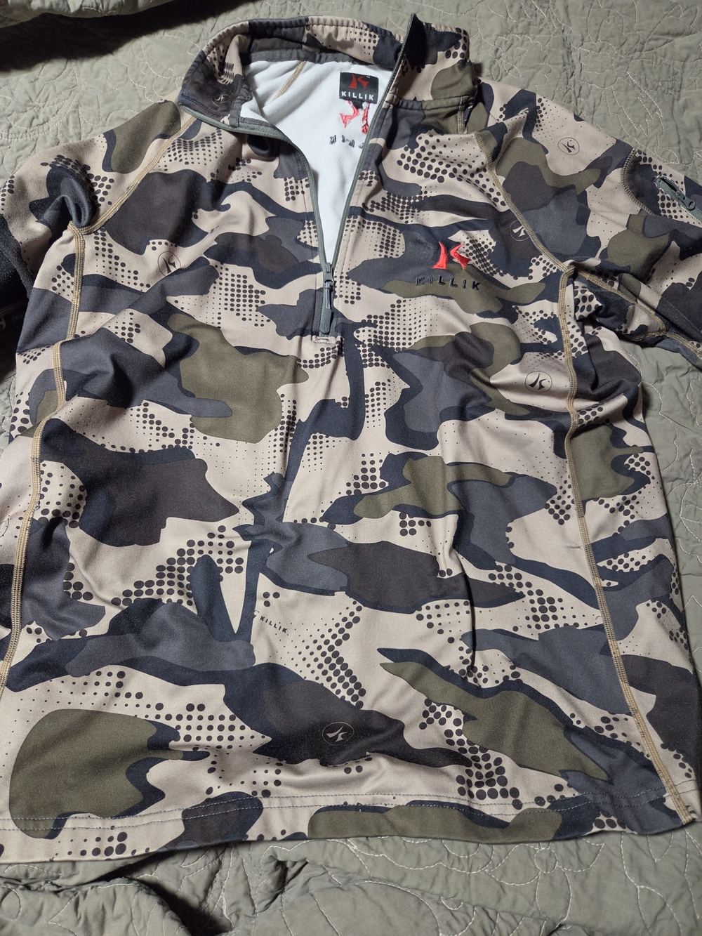 KILLIK Men's Camouflage Quarter-Zip Shirt - Green/Black